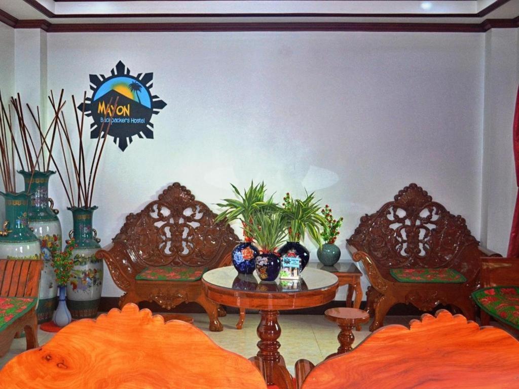 Mayon Backpackers Hostel Legazpi Extérieur photo