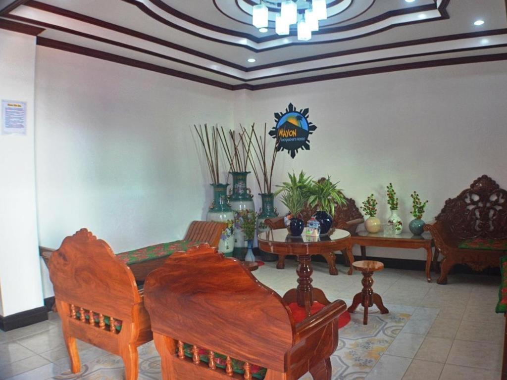 Mayon Backpackers Hostel Legazpi Extérieur photo