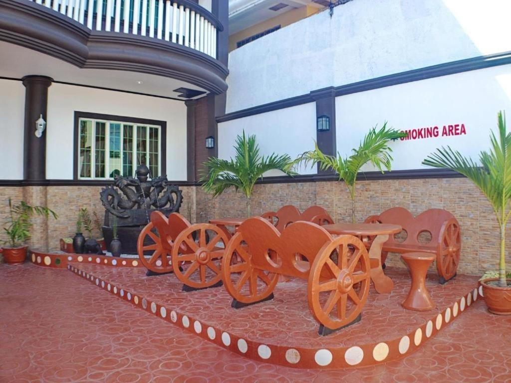 Mayon Backpackers Hostel Legazpi Extérieur photo