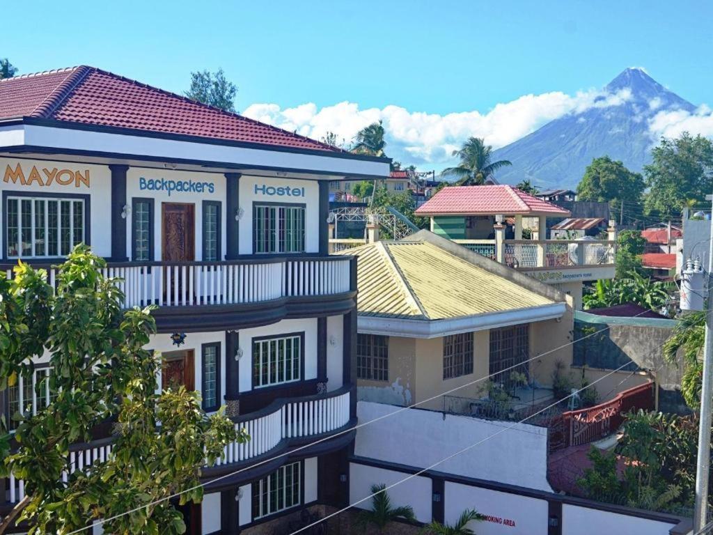 Mayon Backpackers Hostel Legazpi Extérieur photo