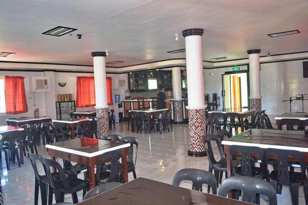 Mayon Backpackers Hostel Legazpi Extérieur photo