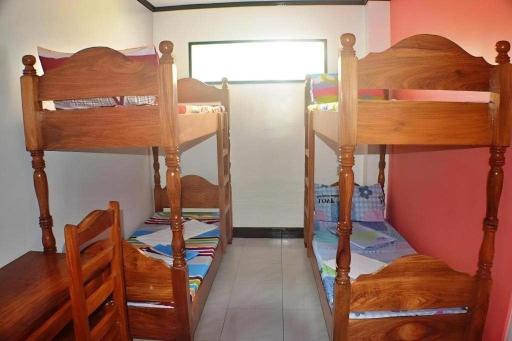 Mayon Backpackers Hostel Legazpi Extérieur photo