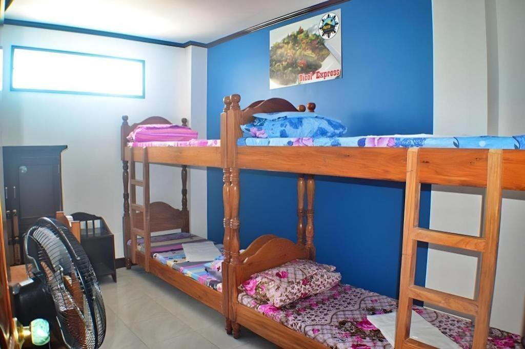 Mayon Backpackers Hostel Legazpi Extérieur photo